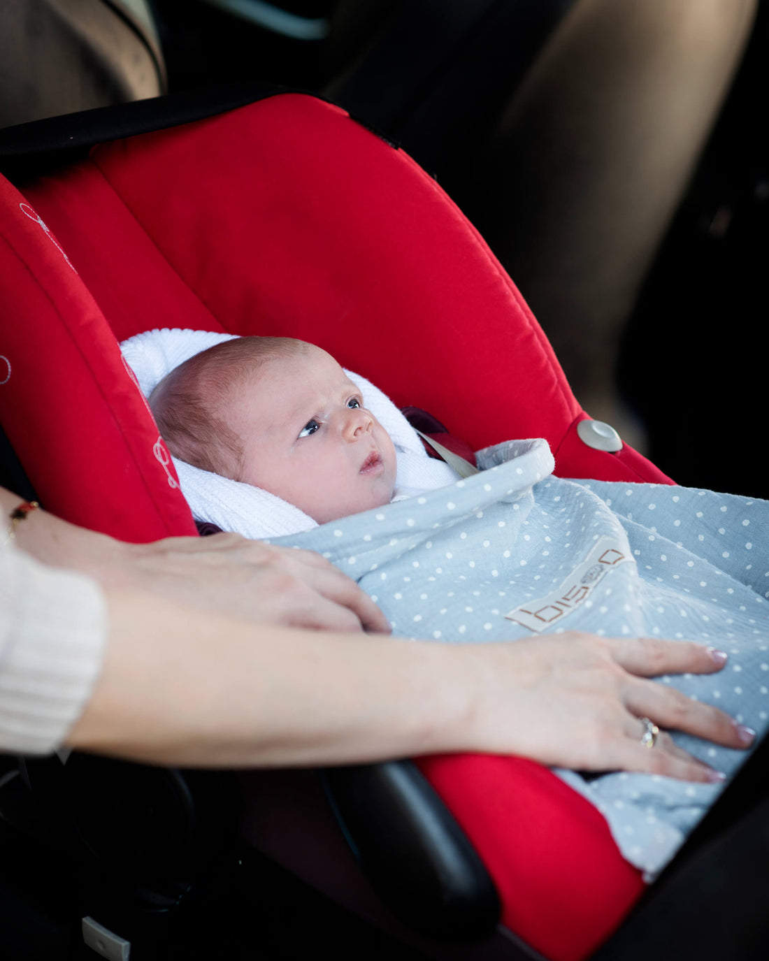 Nursing Cover by Bisoo - 100% Cotton Muslin | Lightweight, Adjustable & Breathable